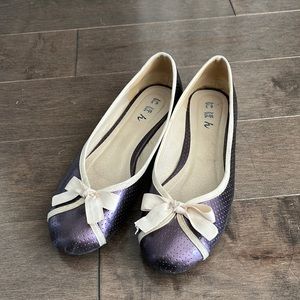 Purple flats with a cute bow